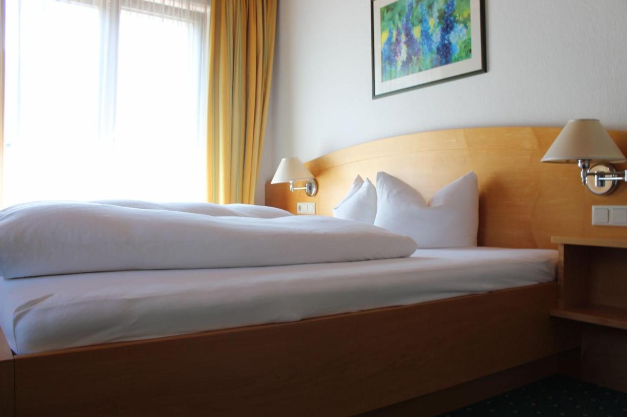 Wanderhotel Garni Cresta 施伦斯 外观 照片