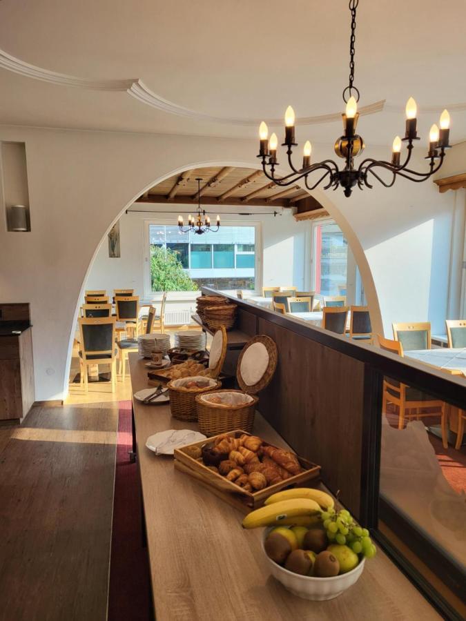 Wanderhotel Garni Cresta 施伦斯 外观 照片